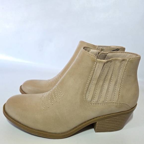 New Frye & Co Jude Ankle Beige Cream Boho Cowgirl Moto Biker Casual Boots Sz 7.5 - Picture 3 of 13